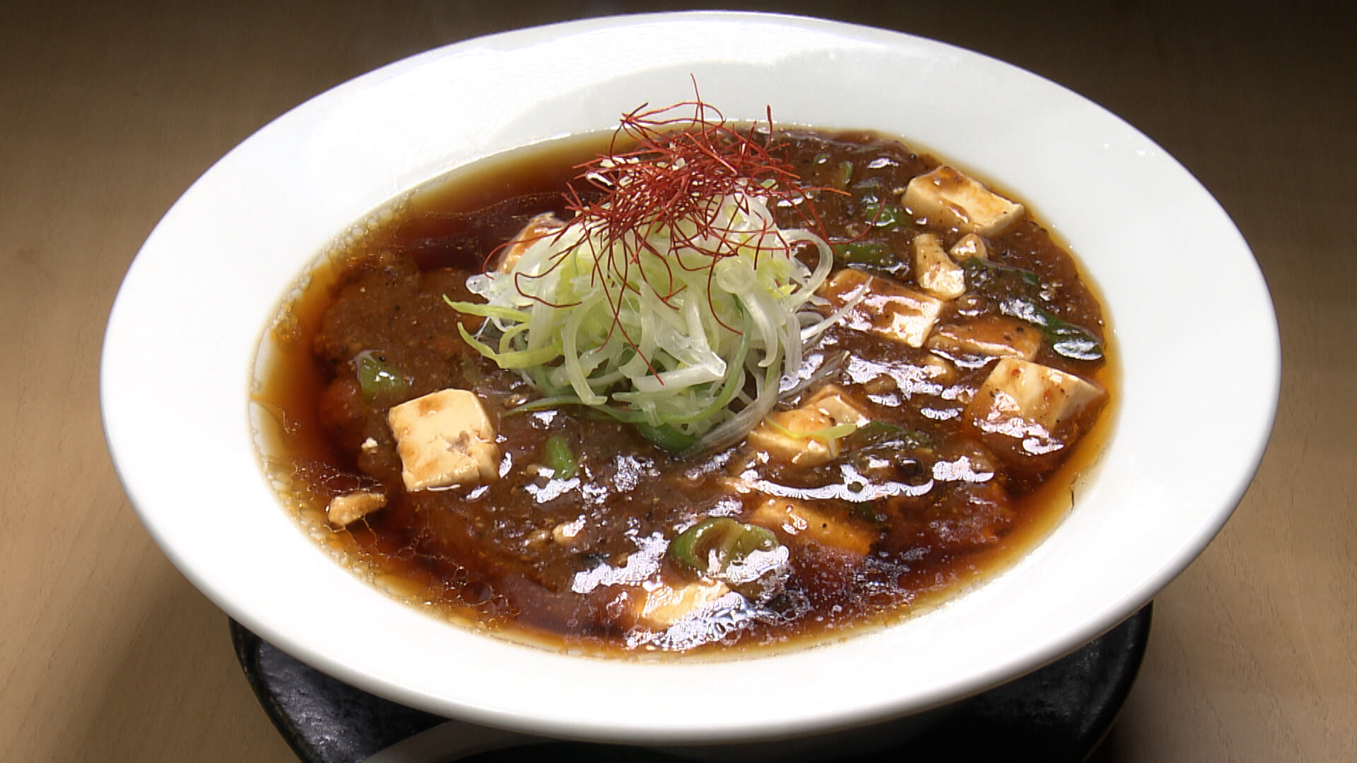 金の龍 滝沢室小路店　麻婆ラーメン
