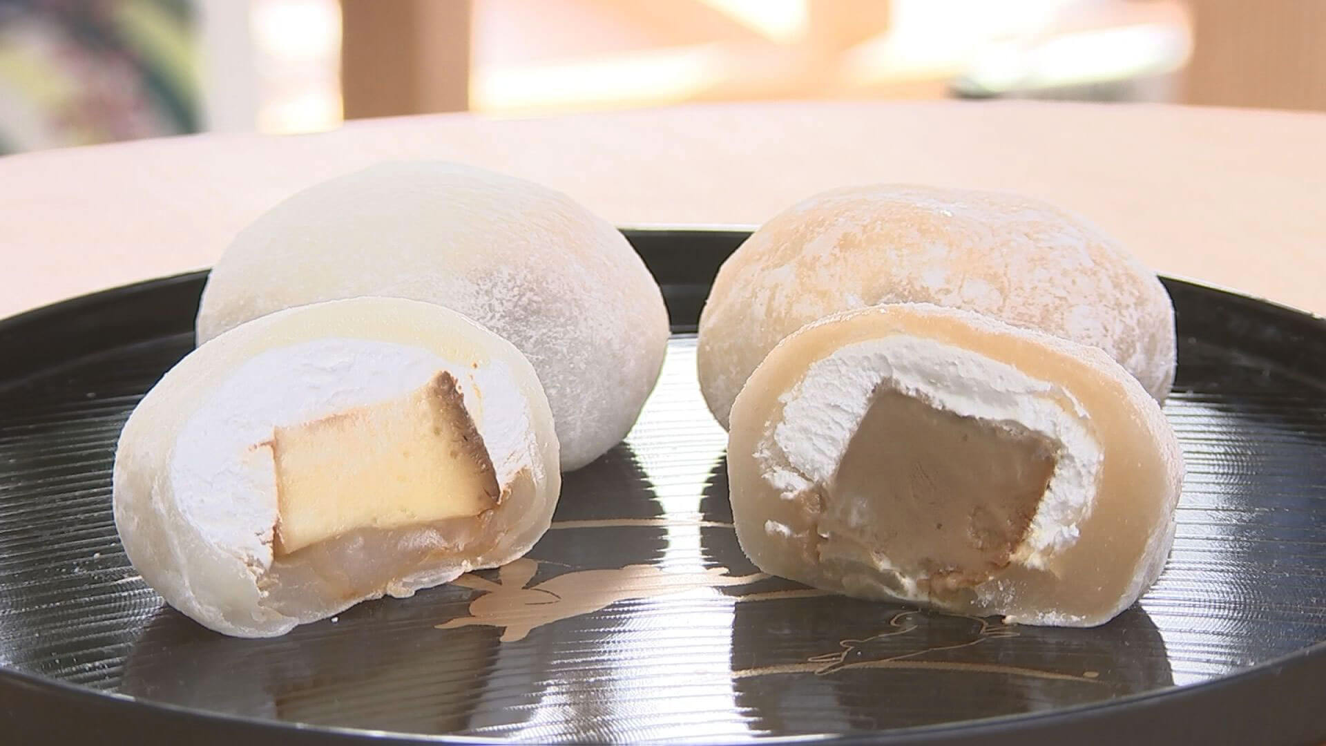 おいひっ❣これヤバいっ!!コーヒーのところがアイスなの 大福の中にカフェオレが入っている感じ 大好き♡byふみきゅん
