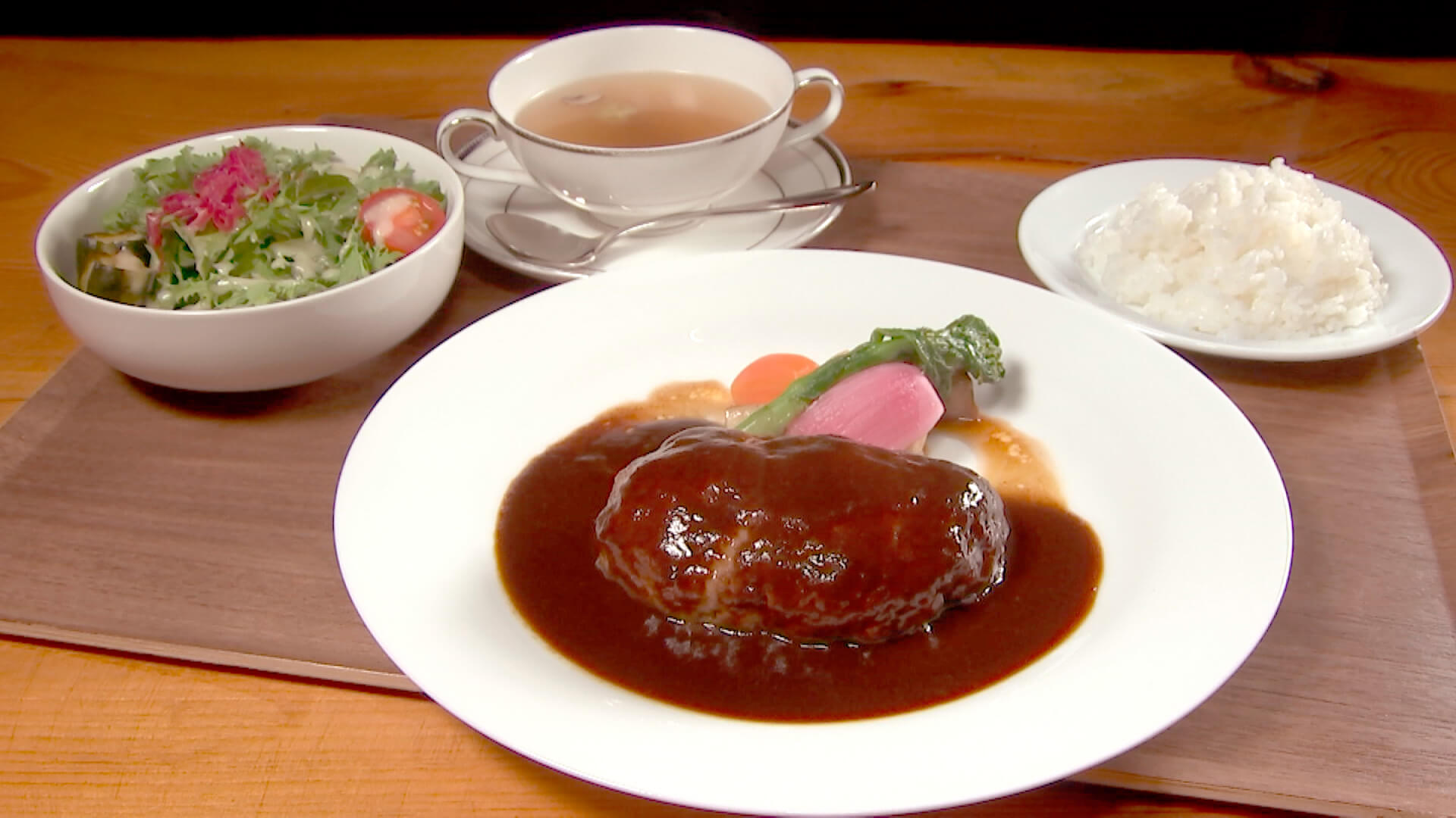 黒毛和牛門崎丑ハンバーグ200g ランチセッ