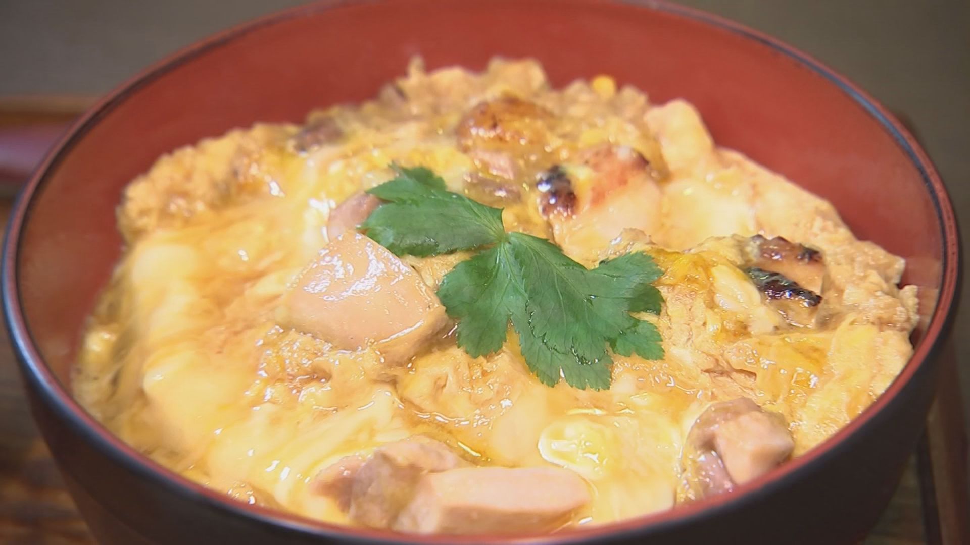 比内地鶏 とろ～りたまごの親子丼（コラーゲン付）